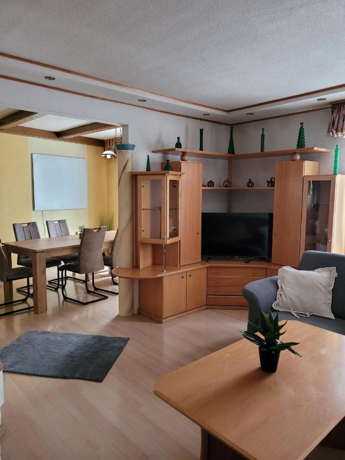 Ferienwohnung Max Murzzuschlag Bagian luar foto
